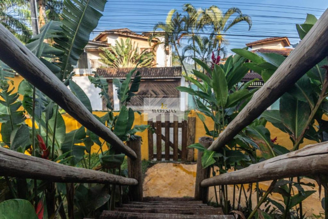 Imagem Sobrado com 16 Quartos à Venda, 500 m² em Maresias - São Sebastião Imagem Sobrado com 16 Quartos à Venda, 500 m² em Maresias - São Sebastião