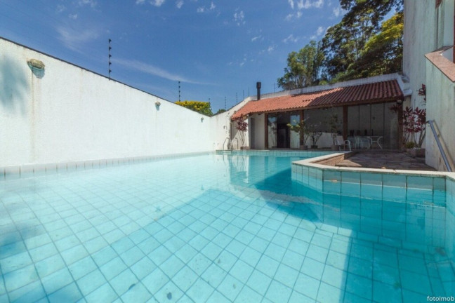 Imagem Imóvel com 5 Quartos à Venda, em Cristal - Porto Alegre Imagem Imóvel com 5 Quartos à Venda, em Cristal - Porto Alegre