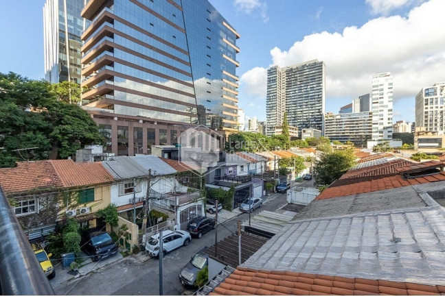 Imagem Casa com 3 Quartos à Venda, 200 m² em Vila Nova Conceição - São Paulo Imagem Casa com 3 Quartos à Venda, 200 m² em Vila Nova Conceição - São Paulo