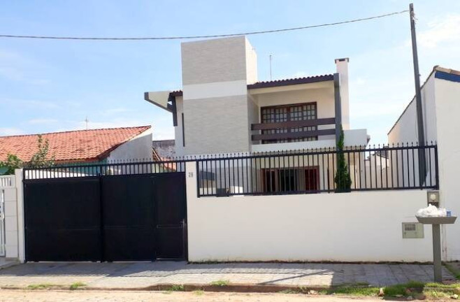 Imagem Casa com 3 Quartos à Venda, 360 m² em Cidade Nova Peruibe - Peruíbe Imagem Casa com 3 Quartos à Venda, 360 m² em Cidade Nova Peruibe - Peruíbe