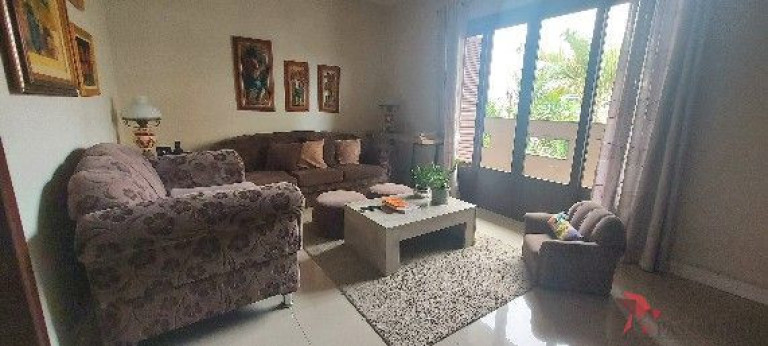 Imagem Sobrado com 4 Quartos à Venda, 253 m² em Centro - Torres Imagem Sobrado com 4 Quartos à Venda, 253 m² em Centro - Torres