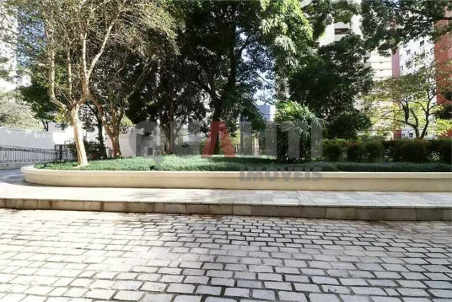 Imagem Apartamento com 3 Quartos à Venda, 115 m² em Moema - São Paulo Imagem Apartamento com 3 Quartos à Venda, 115 m² em Moema - São Paulo