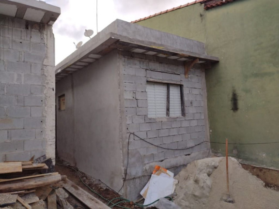 Casa com 3 Quartos à Venda, 83 m² em Cidade Edson - Suzano