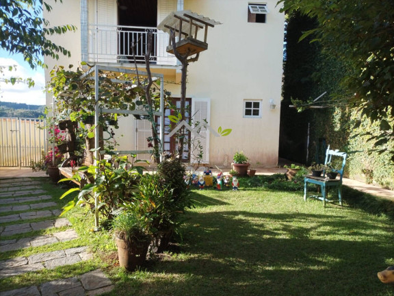 Imagem Casa com 5 Quartos à Venda, 350 m² em Vila Lolly - Campos Do Jordão Imagem Casa com 5 Quartos à Venda, 350 m² em Vila Lolly - Campos Do Jordão
