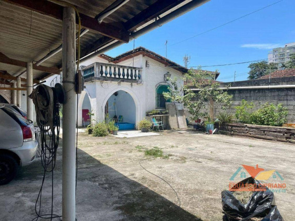 Casa com 4 Quartos à Venda, 170 m² em Sumaré - Caraguatatuba