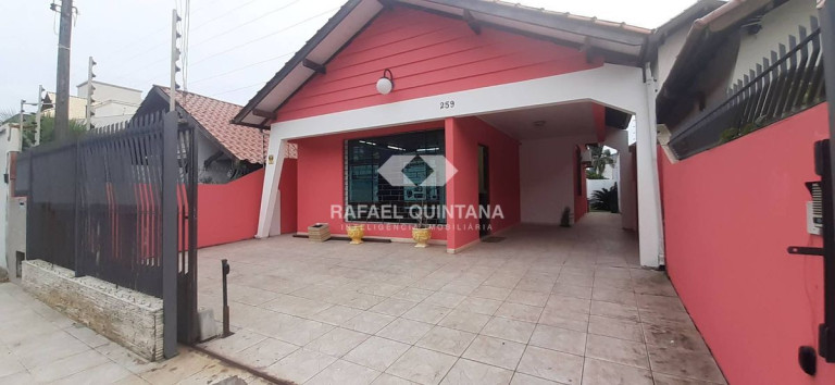 Casa com 2 Quartos à Venda, 80 m² em Balneário - Florianópolis