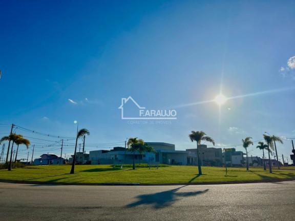 Imagem Imóvel com 3 Quartos à Venda, 133 m² em Wanel Ville - Sorocaba Imagem Imóvel com 3 Quartos à Venda, 133 m² em Wanel Ville - Sorocaba