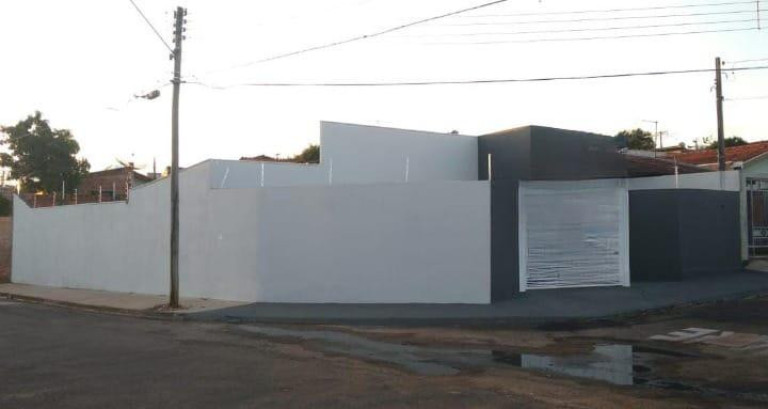 Imagem Casa com 2 Quartos à Venda, 105 m² em Núcleo Habitacional Alcides Matiuzzi - Marília Imagem Casa com 2 Quartos à Venda, 105 m² em Núcleo Habitacional Alcides Matiuzzi - Marília