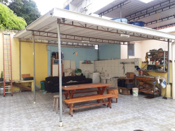 Imagem Casa com 3 Quartos à Venda, 110 m² em Ramos - Rio De Janeiro Imagem Casa com 3 Quartos à Venda, 110 m² em Ramos - Rio De Janeiro