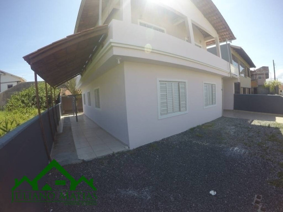 Imagem Sobrado com 4 Quartos à Venda, 220 m² em Centro - Balneário Barra Do Sul