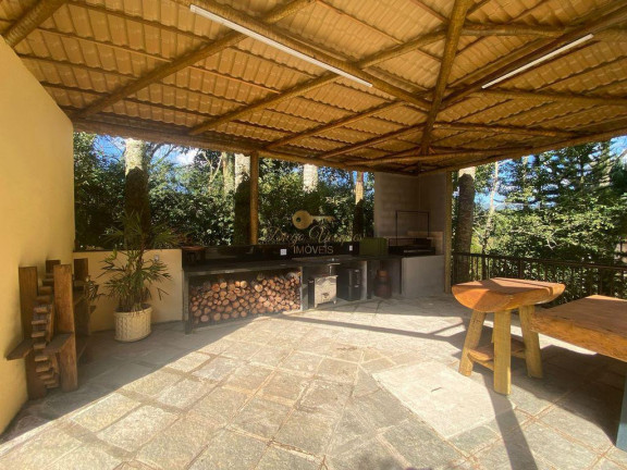Imagem Casa com 3 Quartos à Venda, 300 m² em Albuquerque - Teresópolis Imagem Casa com 3 Quartos à Venda, 300 m² em Albuquerque - Teresópolis