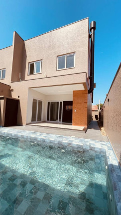 Imagem Sobrado com 3 Quartos à Venda, 130 m² em Centro - Barra Velha Imagem Sobrado com 3 Quartos à Venda, 130 m² em Centro - Barra Velha