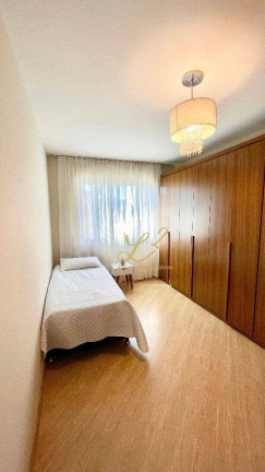 Imagem Sobrado com 3 Quartos à Venda, 220 m² em Tingui - Curitiba Imagem Sobrado com 3 Quartos à Venda, 220 m² em Tingui - Curitiba