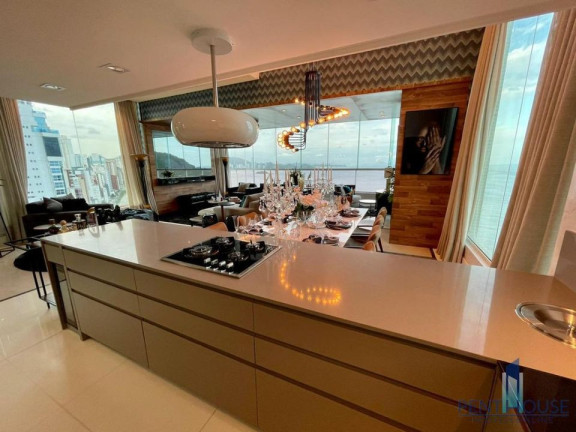 Imagem Apartamento com 7 Quartos à Venda, 600 m² em Centro - Balneário Camboriú