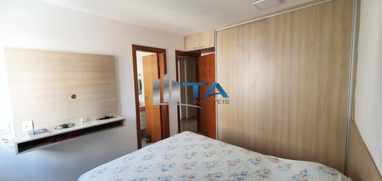Imagem Imóvel com 3 Quartos à Venda, 85 m² em Centro - Campinas Imagem Imóvel com 3 Quartos à Venda, 85 m² em Centro - Campinas