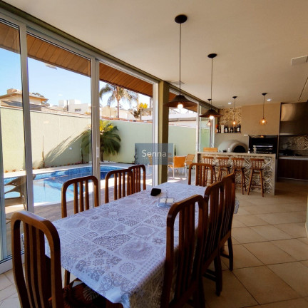 Imagem Casa com 4 Quartos à Venda, 500 m² em Medeiros - Jundiaí