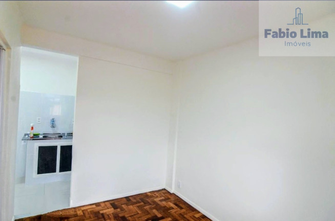 Imagem Imóvel com 1 Quarto à Venda, 26 m² em Botafogo - Rio De Janeiro Imagem Imóvel com 1 Quarto à Venda, 26 m² em Botafogo - Rio De Janeiro