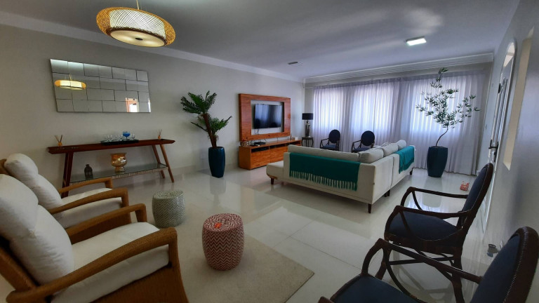 Imagem Casa com 4 Quartos à Venda, 324 m² em Tabatinga - Caraguatatuba Imagem Casa com 4 Quartos à Venda, 324 m² em Tabatinga - Caraguatatuba