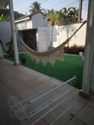 Imagem Casa com 3 Quartos à Venda, 420 m² em Guaiúba - Guarujá Imagem Casa com 3 Quartos à Venda, 420 m² em Guaiúba - Guarujá