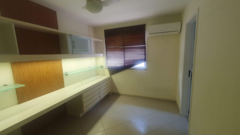 Imagem Casa com 4 Quartos à Venda, 240 m² em Recreio Dos Bandeirantes - Rio De Janeiro