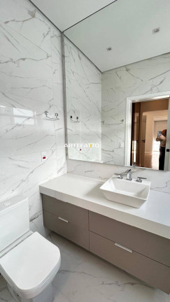 Imagem Casa com 3 Quartos à Venda, 250 m² Imagem Casa com 3 Quartos à Venda, 250 m²