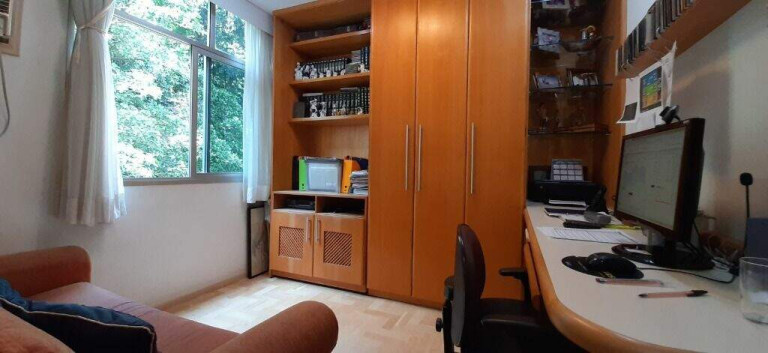 Imagem Apartamento com 4 Quartos à Venda, 138 m² em Lagoa - Rio De Janeiro Imagem Apartamento com 4 Quartos à Venda, 138 m² em Lagoa - Rio De Janeiro
