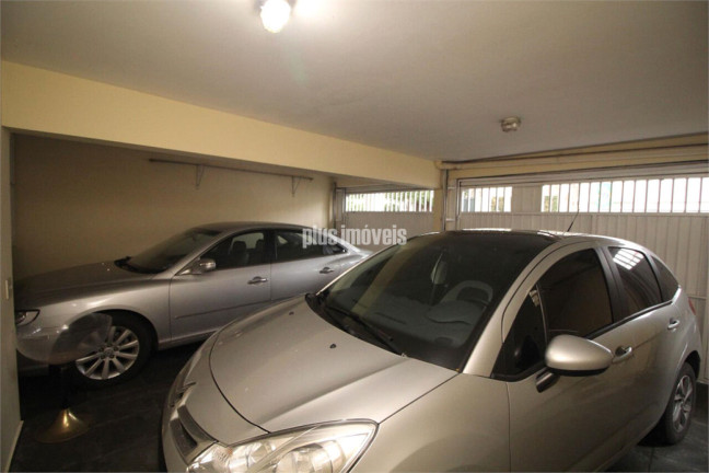 Imagem Casa com 3 Quartos à Venda, 255 m² em Jardim América - São Paulo Imagem Casa com 3 Quartos à Venda, 255 m² em Jardim América - São Paulo