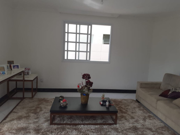 Imagem Casa com 4 Quartos à Venda, 242 m² em Abrantes - Camaçari Imagem Casa com 4 Quartos à Venda, 242 m² em Abrantes - Camaçari