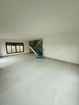 Imagem Casa com 5 Quartos à Venda, 206 m² em Buraquinho - Lauro De Freitas Imagem Casa com 5 Quartos à Venda, 206 m² em Buraquinho - Lauro De Freitas
