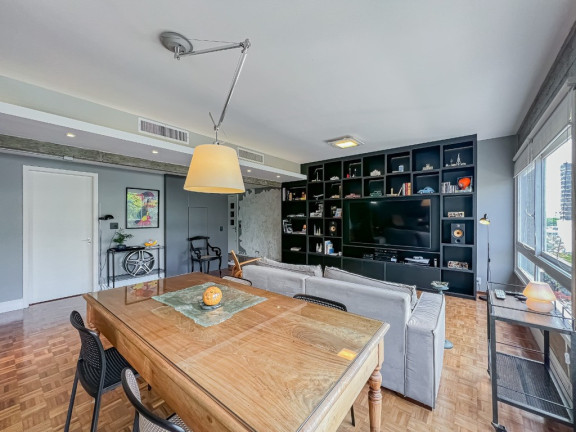 Imagem Apartamento com 1 Quarto à Venda, 134 m² em Moinhos De Vento - Porto Alegre Imagem Apartamento com 1 Quarto à Venda, 134 m² em Moinhos De Vento - Porto Alegre