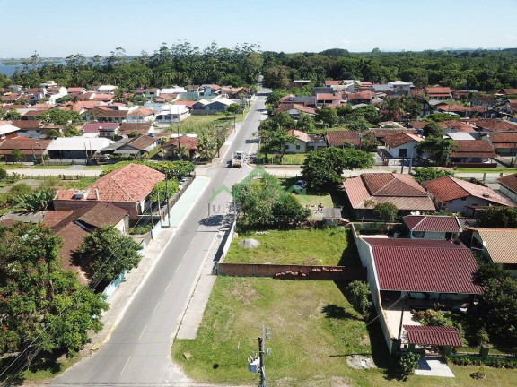 Imagem Terreno à Venda, 221 m² em Pinheiros - Balneário Barra Do Sul Imagem Terreno à Venda, 221 m² em Pinheiros - Balneário Barra Do Sul