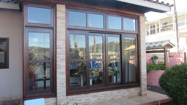 Imagem Casa com 4 Quartos à Venda, 262 m² em Industriários - Concórdia Imagem Casa com 4 Quartos à Venda, 262 m² em Industriários - Concórdia