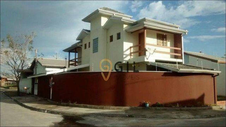 Sobrado com 2 Quartos à Venda, 180 m² em Residencial Santa Paula - Jacareí