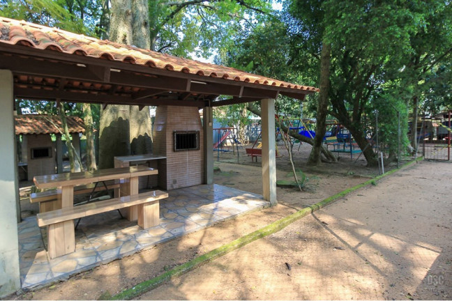Imagem Imóvel com 3 Quartos à Venda, 79 m² em Cristal - Porto Alegre Imagem Imóvel com 3 Quartos à Venda, 79 m² em Cristal - Porto Alegre
