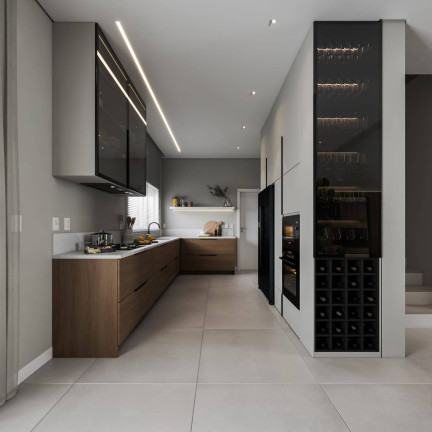 Imagem Sobrado com 3 Quartos à Venda, 234 m² em Mont Serrat - Canoas Imagem Sobrado com 3 Quartos à Venda, 234 m² em Mont Serrat - Canoas