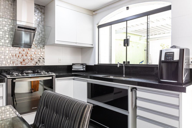 Imagem Casa com 3 Quartos à Venda, 203 m² em Parque Erasmo Assunção - Santo André