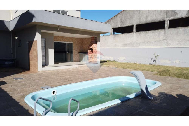 Imagem Casa com 4 Quartos à Venda, 200 m² em Barra De Guaratiba - Maricá Imagem Casa com 4 Quartos à Venda, 200 m² em Barra De Guaratiba - Maricá