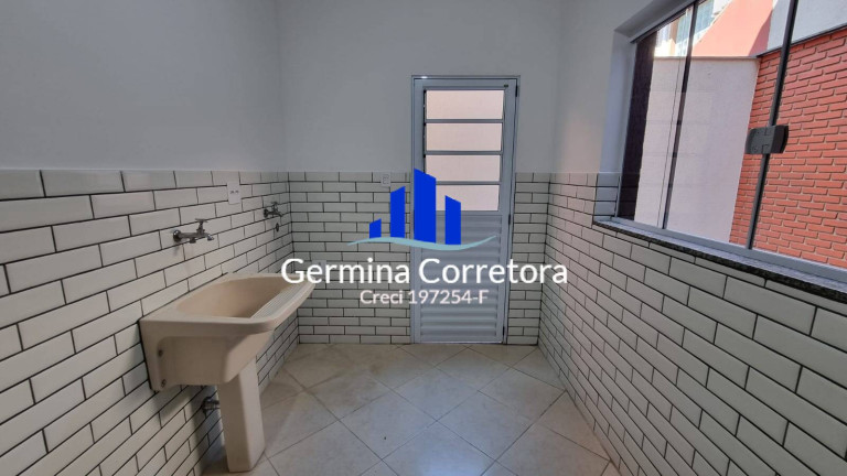 Imagem Casa com 3 Quartos à Venda, 300 m² em Jardim Regina - São Paulo Imagem Casa com 3 Quartos à Venda, 300 m² em Jardim Regina - São Paulo