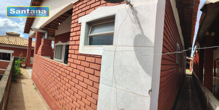 Imagem Casa com 3 Quartos à Venda, 140 m² em Mansões Das águas Quentes - Caldas Novas Imagem Casa com 3 Quartos à Venda, 140 m² em Mansões Das águas Quentes - Caldas Novas