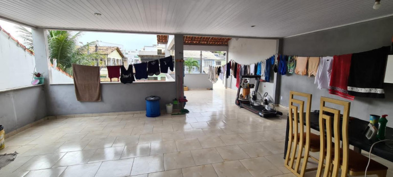 Imagem Casa com 4 Quartos à Venda, 229 m² em Campo Grande - Rio De Janeiro