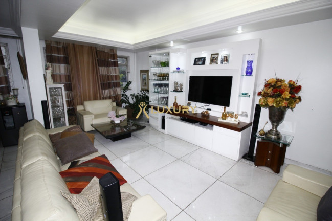 Imagem Imóvel com 4 Quartos à Venda, 185 m² em Sion - Belo Horizonte Imagem Imóvel com 4 Quartos à Venda, 185 m² em Sion - Belo Horizonte