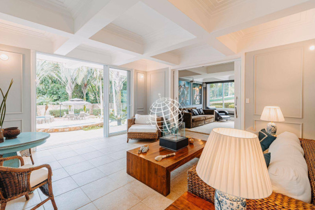 Imagem Casa com 8 Quartos à Venda, 750 m² em Condomínio Flamboyant - Atibaia Imagem Casa com 8 Quartos à Venda, 750 m² em Condomínio Flamboyant - Atibaia