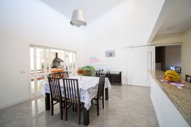 Imagem Casa com 4 Quartos à Venda, 326 m² em Jardim Colonial - Atibaia Imagem Casa com 4 Quartos à Venda, 326 m² em Jardim Colonial - Atibaia