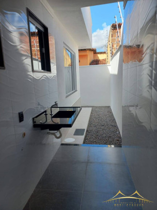 Imagem Casa com 3 Quartos à Venda, 130 m² em Emaus - Parnamirim