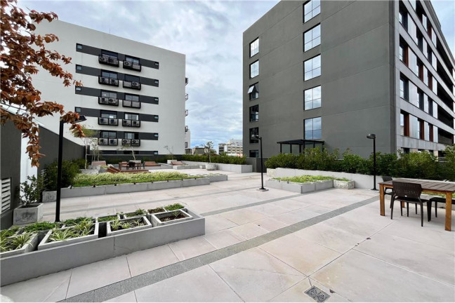 Imagem Imóvel Comercial à Venda, 35 m² em Menino Deus - Porto Alegre