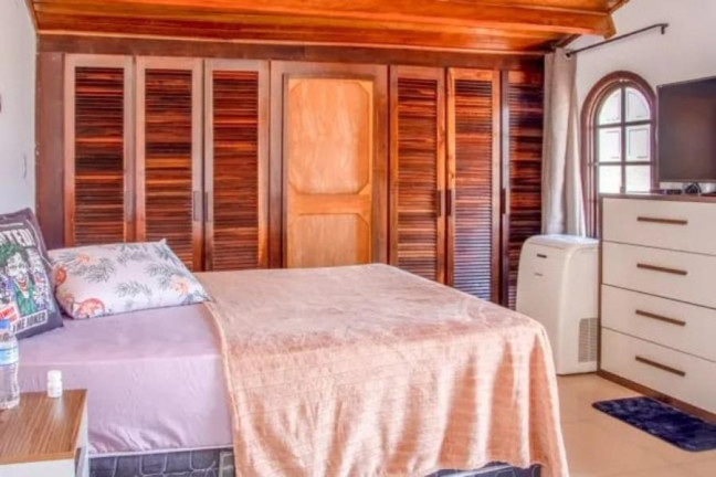 Imagem Sobrado com 5 Quartos à Venda, 261 m² em Vila Carrao - São Paulo Imagem Sobrado com 5 Quartos à Venda, 261 m² em Vila Carrao - São Paulo