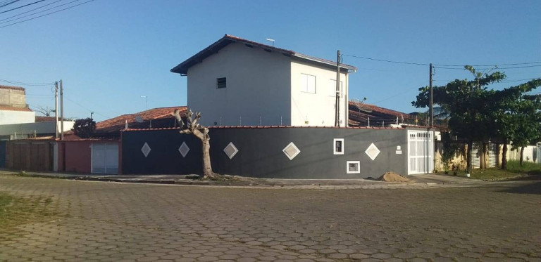 Imagem Casa com 3 Quartos à Venda, 126 m² em Grandesp - Itanhaém Imagem Casa com 3 Quartos à Venda, 126 m² em Grandesp - Itanhaém
