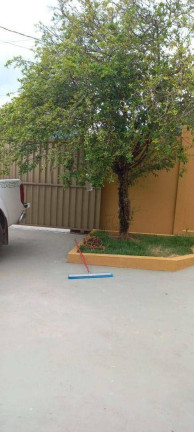 Imagem Casa com 2 Quartos para Alugar, 100 m² em Colinas - Londrina