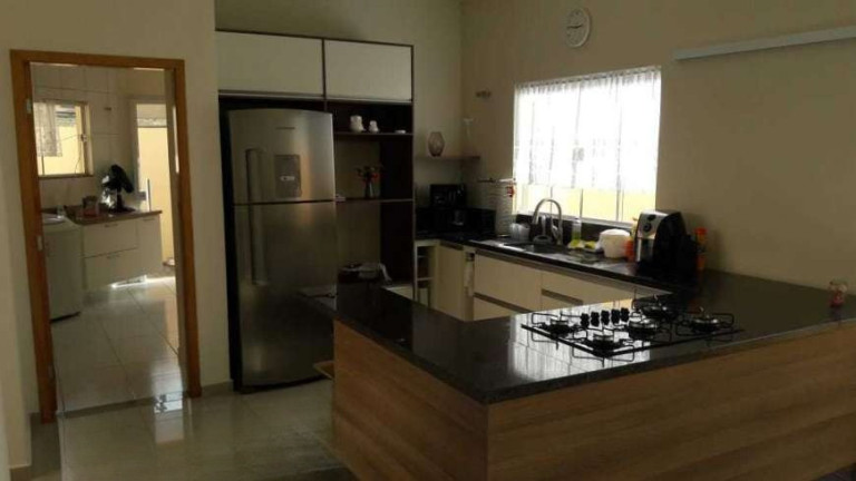 Imagem Casa com 4 Quartos à Venda, 240 m² em Condomínio Terras Do Vale - Caçapava Imagem Casa com 4 Quartos à Venda, 240 m² em Condomínio Terras Do Vale - Caçapava