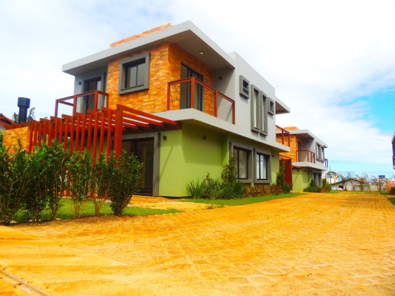 Imagem Casa com 3 Quartos à Venda, 106 m² em Ambrósio - Garopaba Imagem Casa com 3 Quartos à Venda, 106 m² em Ambrósio - Garopaba
